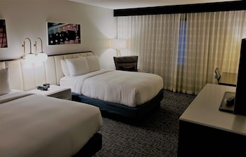 Room, 2 Double Beds, Non Smoking