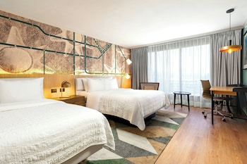 Deluxe Room, 2 Queen Beds, City View