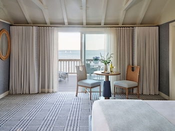 Premier Waterview King