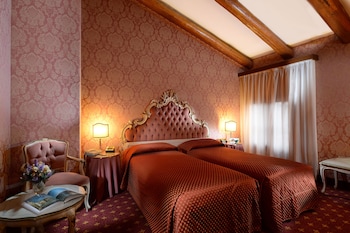 Double or Twin Room, Canal View