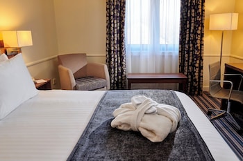 Standard Room, 1 King Bed (Super)