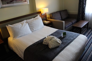Standard Room, 1 King Bed with Sofa bed