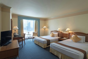 Deluxe Room, 2 Twin Beds, River View
