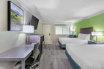 Standard Room, 2 Queen Beds, Non Smoking, Refrigerator & Microwave