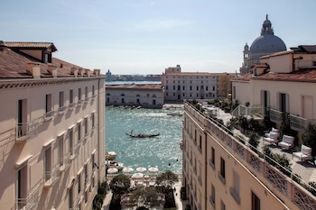 Grand Canal View Room