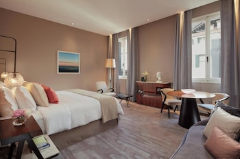 Room, 1 King Bed (City View)