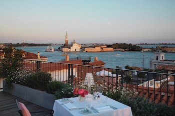 Terrace Grand Canal View Room