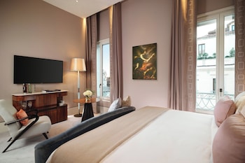 Partial Canal View Room