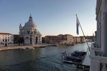 Grand Canal View Room