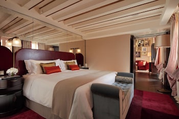 St. Regis Suite