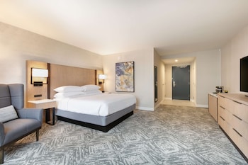 Room, 1 King Bed, Accessible (Hearing)