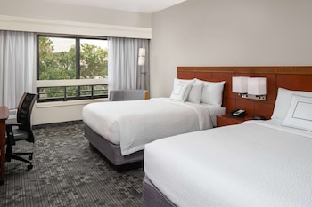 Deluxe Room, 2 Double Beds