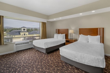 Standard Room, 2 Queen Beds, Non Smoking, City View