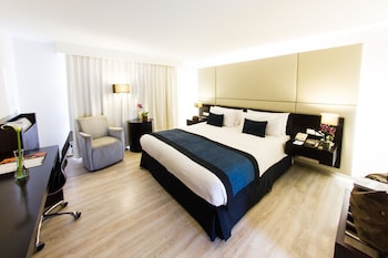 Deluxe Room, 1 King Bed