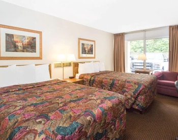 Double Room, 2 Double Beds