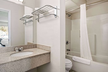 Upgraded, Room, 2 Double Beds, Non Smoking
