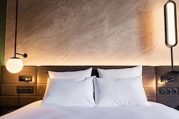 Superior Room, 1 Queen Bed