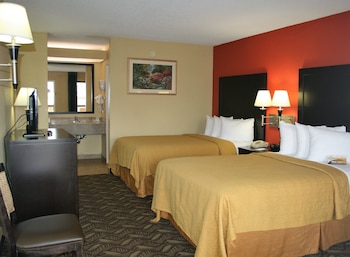 Standard Room, 2 Double Beds, Non Smoking