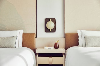 Room, 2 Double Beds (Scenic)