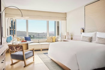 Room, 1 King Bed, City View (Panorama City View)
