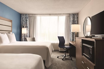 Room, 2 Queen Beds, Non Smoking