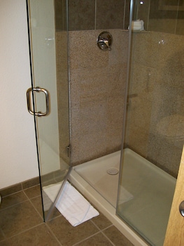 Deluxe Room, 1 King Bed