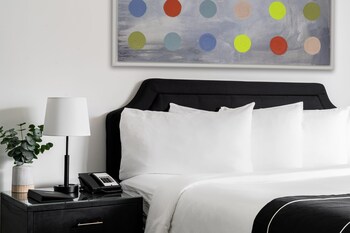 Superior Room, 1 King Bed