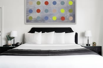 Superior Room, 1 King Bed