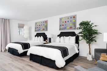 Deluxe Room, 2 Queen Beds