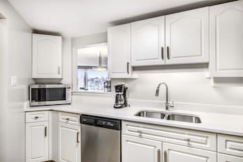 Suite, 1 Bedroom, Marina View