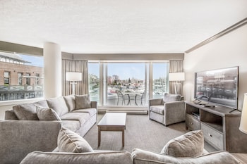Suite, 1 Bedroom, Marina View