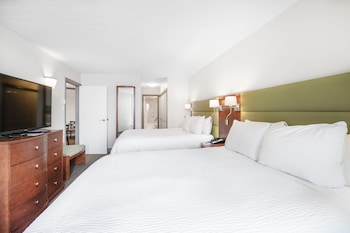 Suite, 2 Bedrooms, Waterfront View