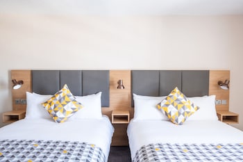 Standard Room, 2 Double Beds