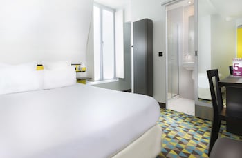 Privilege Room