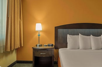 Room, 1 Queen Bed, Non Smoking