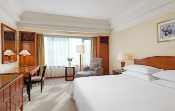 Deluxe Room, 1 King Bed
