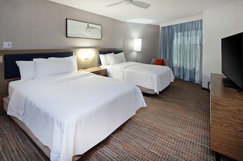 Suite, 2 Bedrooms, Bathtub