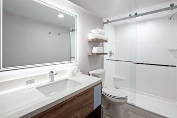 Suite, 2 Double Beds, Non Smoking