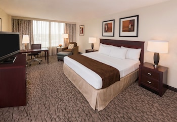 Executive Room, 1 King Bed, Corner