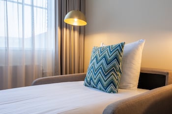 Deluxe Room (1 Twin Bed 1 Sofabed)