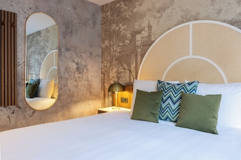 Deluxe Room, 1 Double Bed