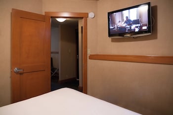 Deluxe Condo, 1 Queen Bed