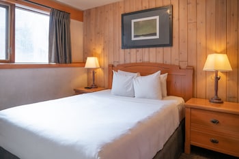 Deluxe Condo, 1 Queen Bed