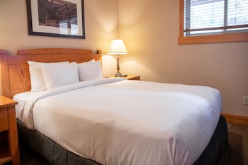 Premier Loft (2 Bedroom Condo - with Game room)