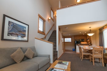Premier Condo, 2 Bedrooms (Loft)