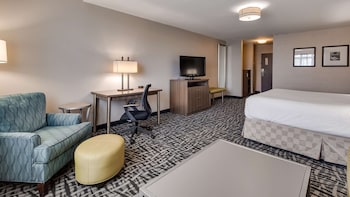 Suite, 1 King Bed, Non Smoking