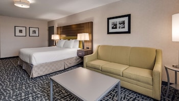 Suite, 1 King Bed, Non Smoking