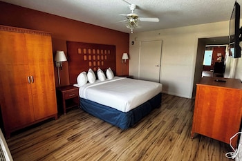 Suite, Multiple Beds, Non Smoking