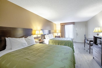 Standard Room, 2 Queen Beds, Smoking
