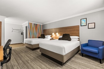 Room, 2 Queen Beds, Non Smoking